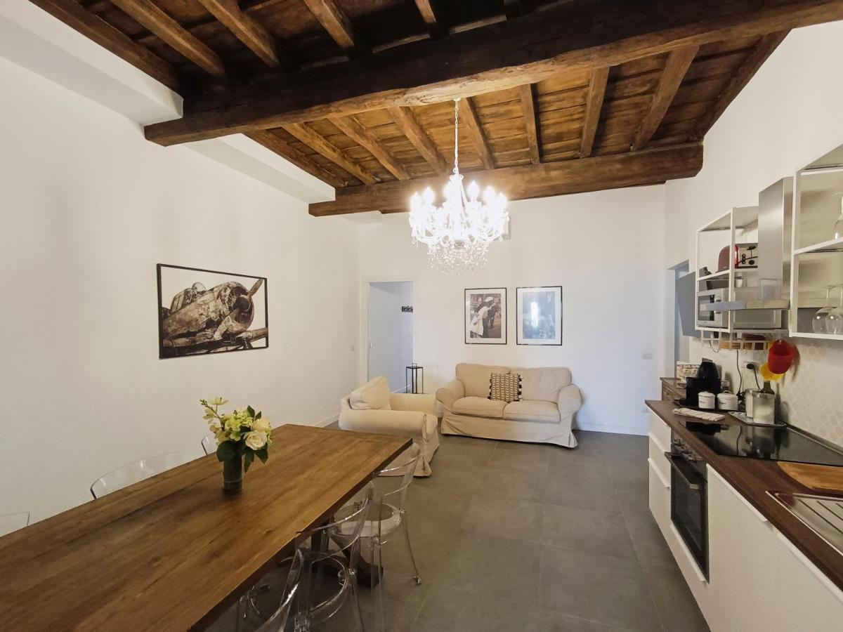شقة La Tua Casa A Viadelcorso روما المظهر الخارجي الصورة
