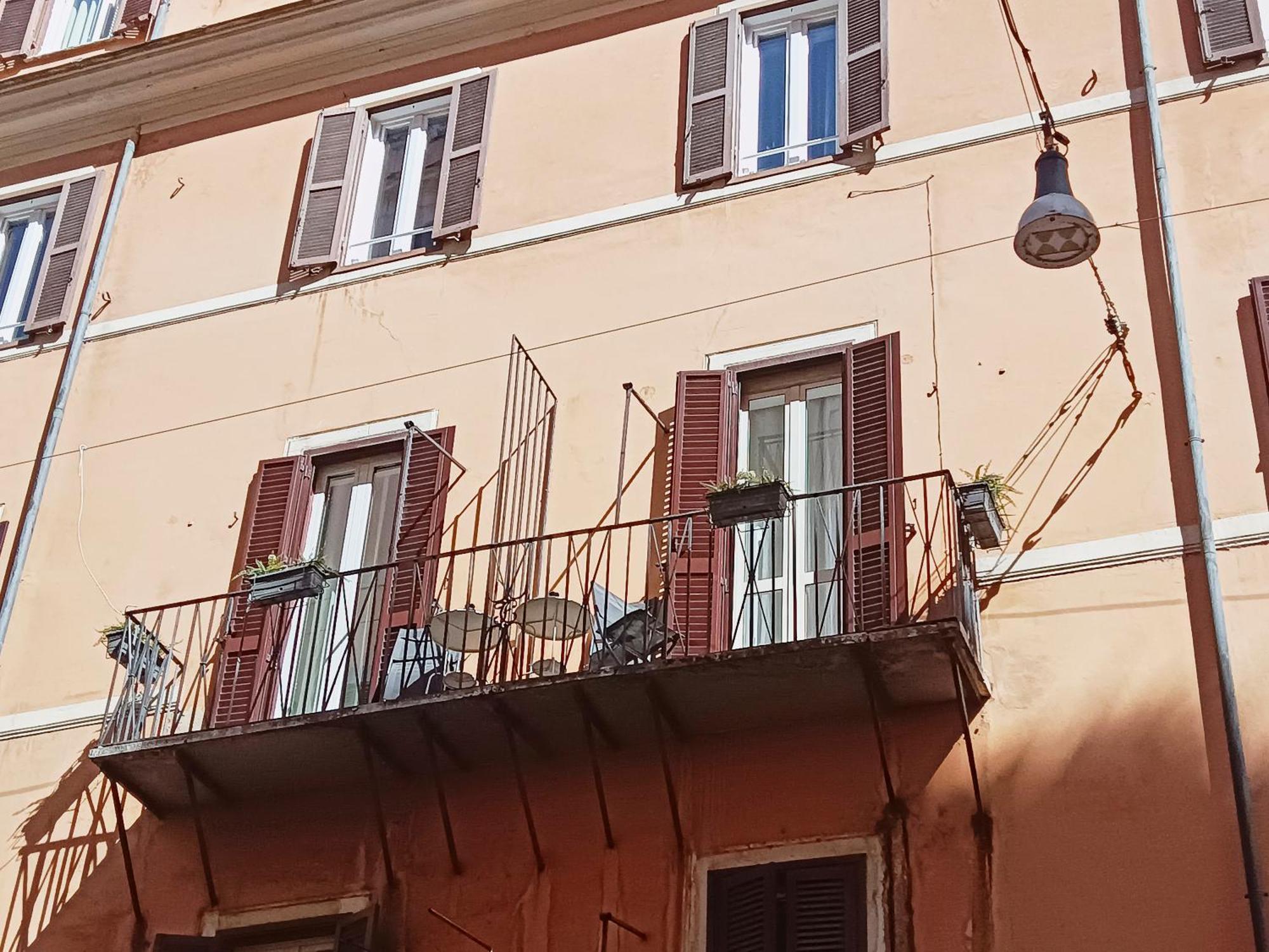 شقة La Tua Casa A Viadelcorso روما المظهر الخارجي الصورة
