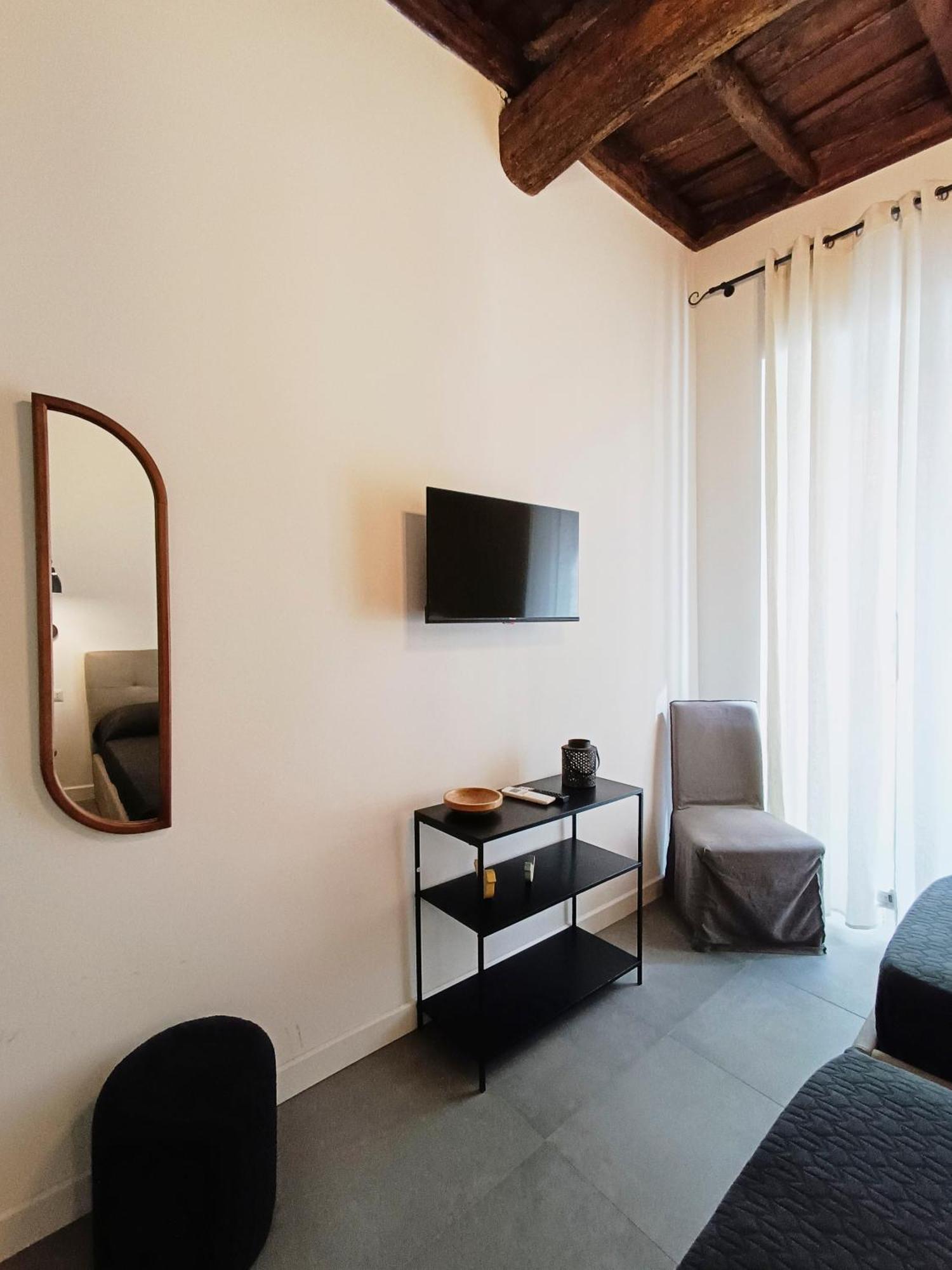 شقة La Tua Casa A Viadelcorso روما المظهر الخارجي الصورة